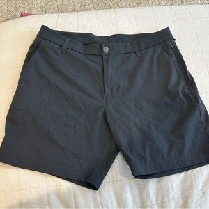 Men’s Lululemon golf shorts